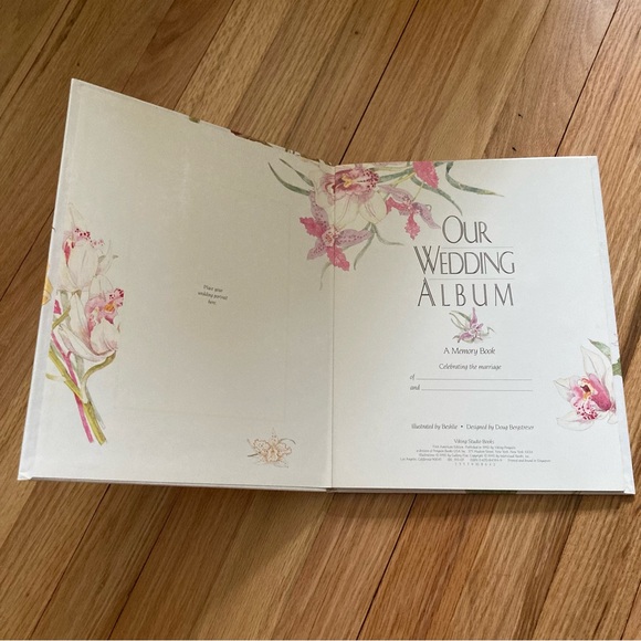 NWOT “Our Wedding Album” Keepsake (hardcover) Book w/3D pop up
Illustrations - Picture 15 of 16